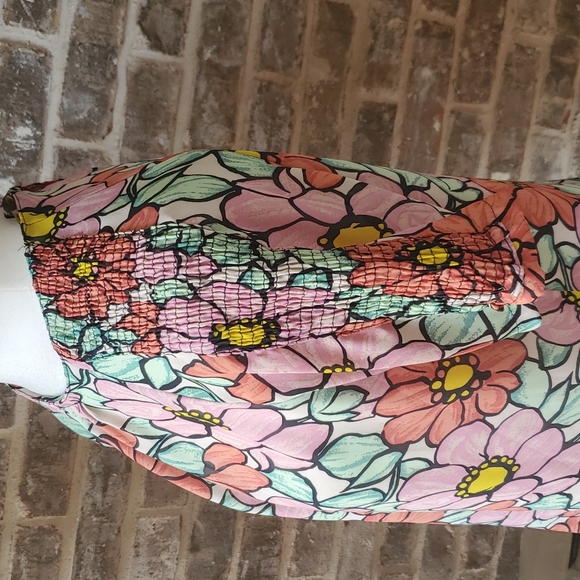 Zara Smock Shoulder Large Floral Print Top - Picture 2 of 4